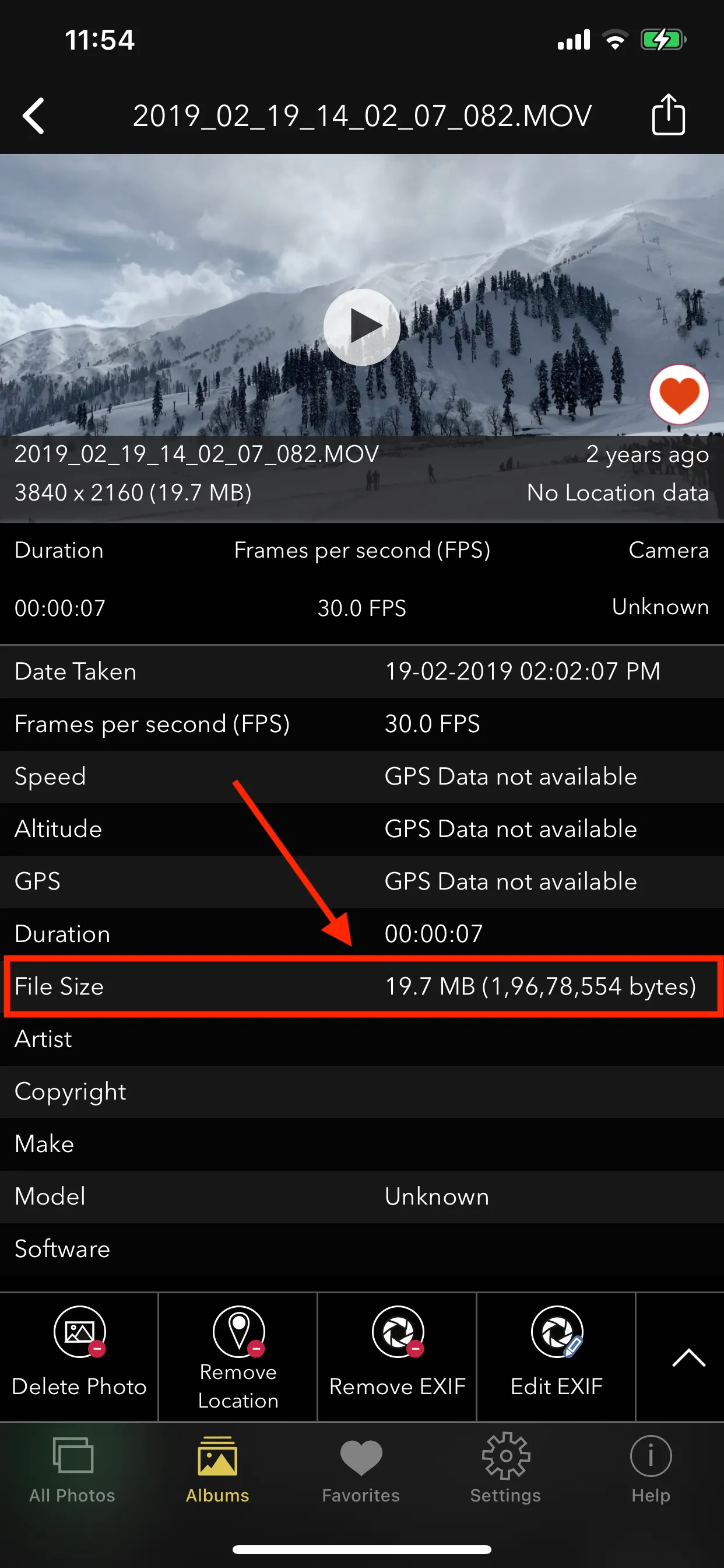 FileSize_of_Video_displayed_on_EXIF_Viewer_by_Fluntro_\iOS App