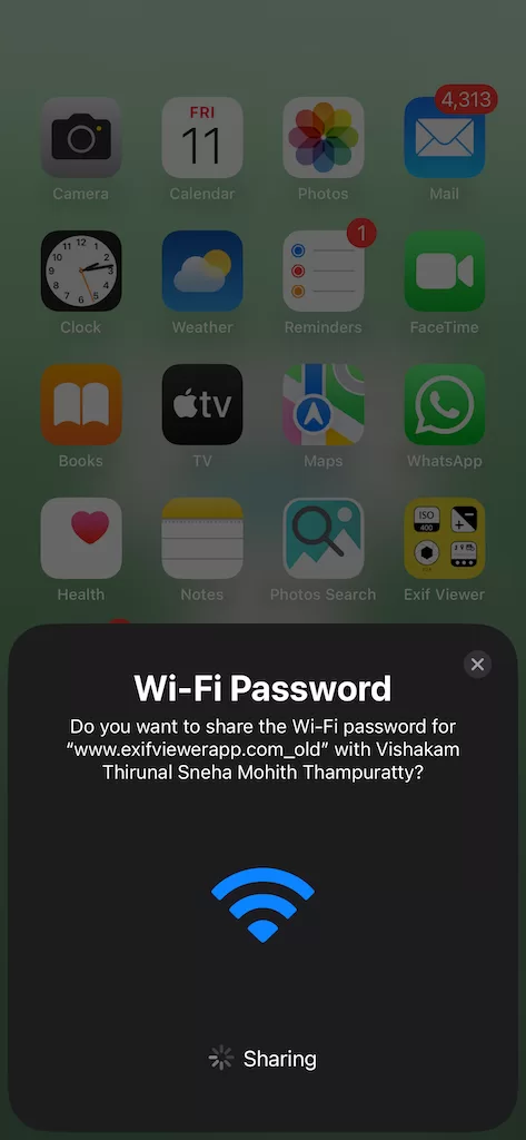 WIFI Password sharing iPhone Sharing in progress